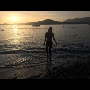 Meet your Posher, Lin